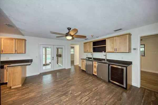 2370 DORA DR, Clearwater, FL 33765