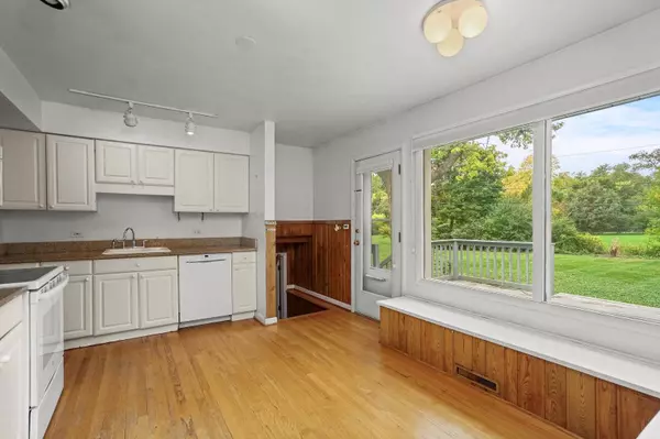 1218 Greenwood RD, Wheaton, IL 60187