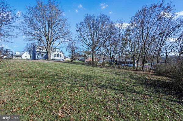 6121 CATHERINE ST, Harrisburg, PA 17112