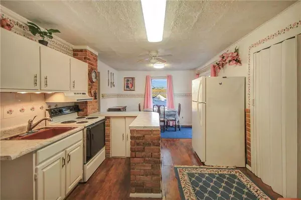 606 Crestline Avenue, Salisbury Twp, PA 18015