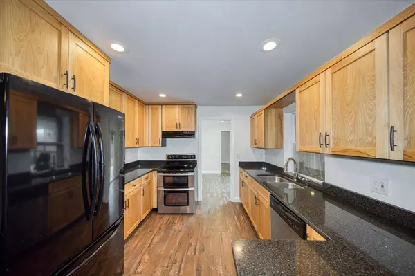 2370 DORA DR, Clearwater, FL 33765