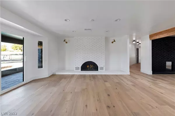 3550 Pama Lane, Las Vegas, NV 89120