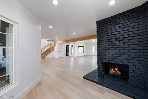 3550 Pama Lane, Las Vegas, NV 89120