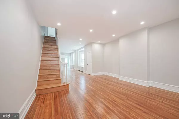 1922 ROBERTS AVE, Philadelphia, PA 19140