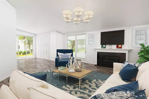 8639 SEMMES ST, Zephyrhills, FL 33540