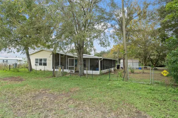 8639 SEMMES ST, Zephyrhills, FL 33540