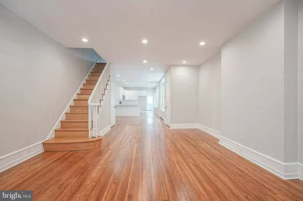 1922 ROBERTS AVE, Philadelphia, PA 19140