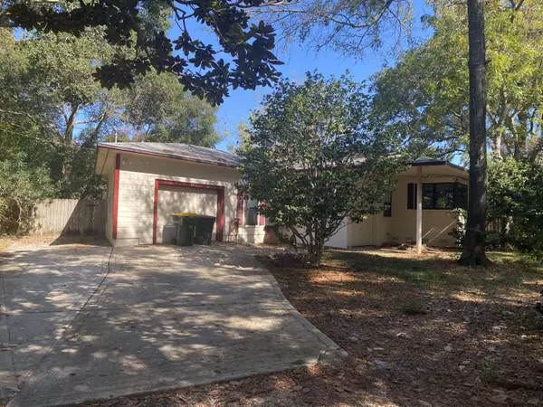 202 NE Beachview Drive, Fort Walton Beach, FL 32547