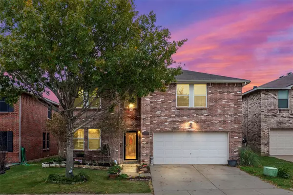 632 Silvertop Road, Arlington, TX 76002