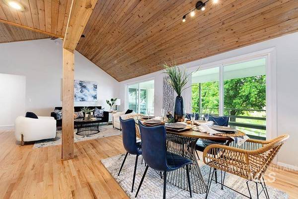 2262 S Ridge Point Way, Boise, ID 83712