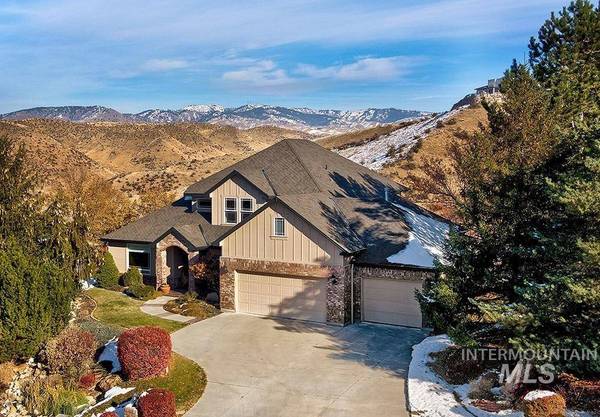 5595 N Quail Summit Pl, Boise, ID 83703