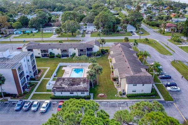 8440 OLD POST RD #102, Port Richey, FL 34668