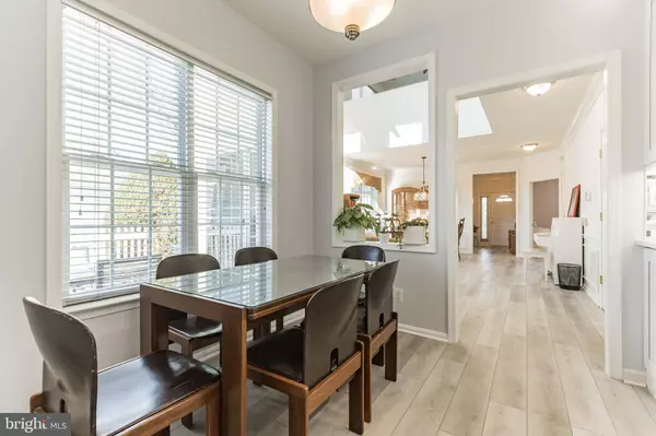 11 OLD MILL DR, Voorhees, NJ 08043