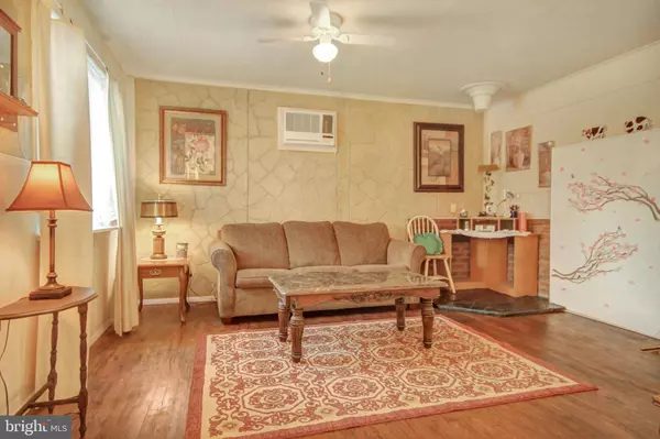 606 CRESTLINE, Bethlehem, PA 18015