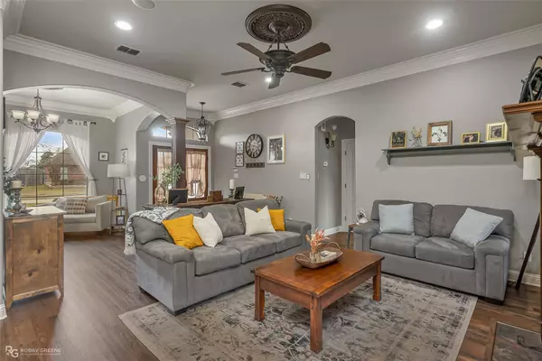 9878 Loveland Court, Shreveport, LA 71106