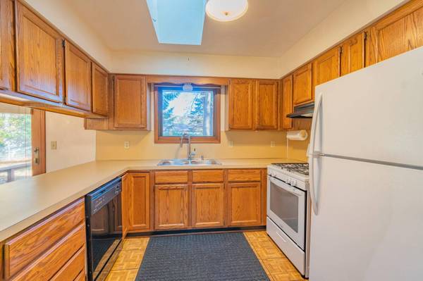 2151 Whispering Dunes Drive, Holland, MI 49424