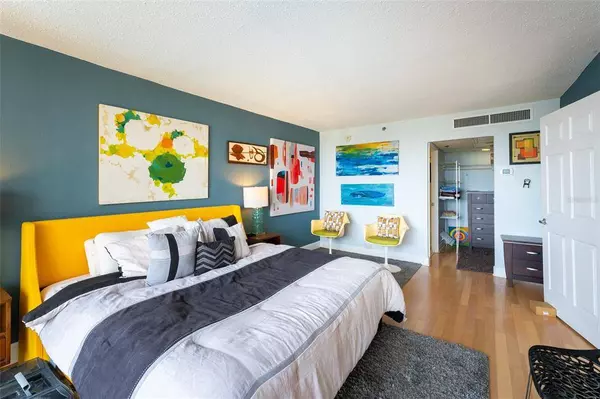 151 E WASHINGTON ST #608, Orlando, FL 32801