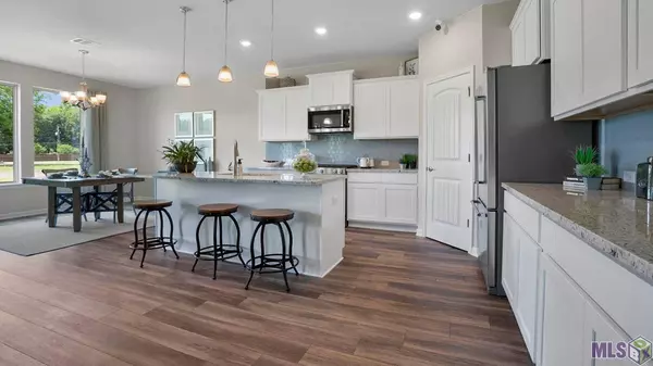 5411 HERON LANDING DR, Baton Rouge, LA 70816