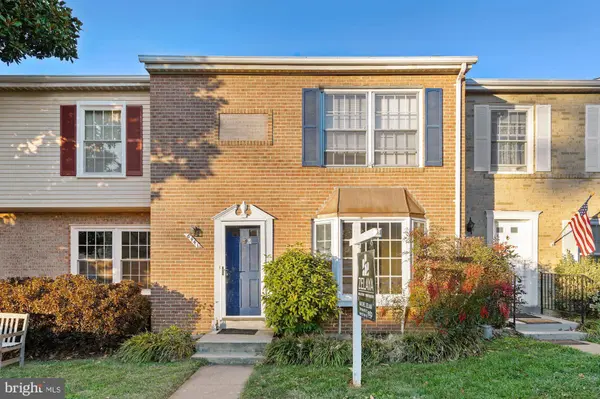 6441 SILVER RIDGE CIR, Alexandria, VA 22315