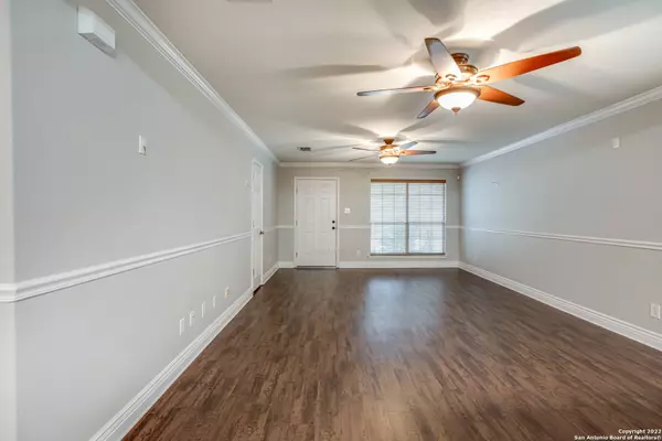 415 CARDINAL WAY, San Antonio, TX 78253-5614