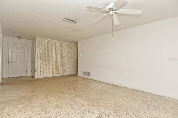 1621 PURITAN AVE, Winter Park, FL 32792