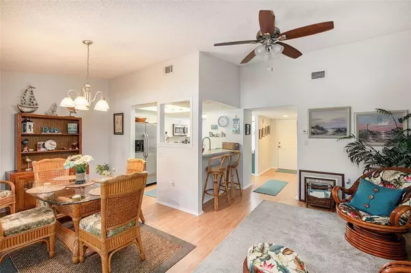 1130 BOWSPRIT LN #1130, Holiday, FL 34691