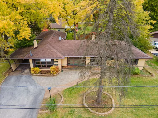 12001 S 70th Court, Palos Heights, IL 60463