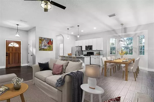 35808 E LAKE SENECA RD, Eustis, FL 32736