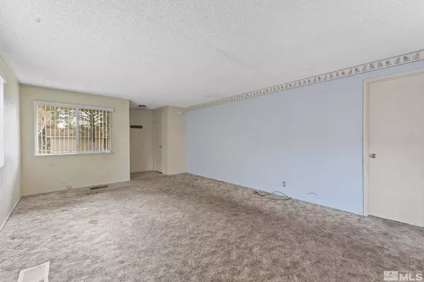 120 Allouette Way, Carson City, NV 89701-4300