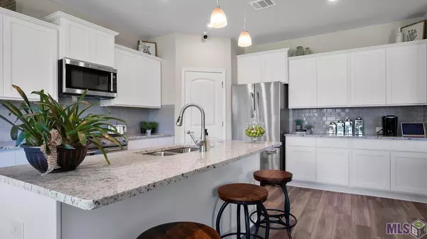 5411 HERON LANDING DR, Baton Rouge, LA 70816