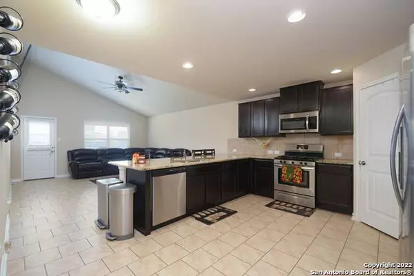 6034 RED ROSE, San Antonio, TX 78244-4431