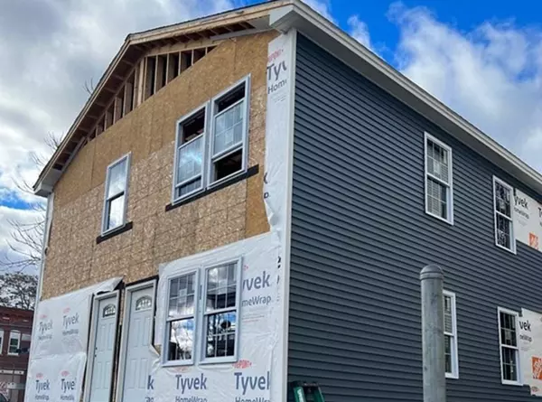 321-325 Lowell Street, Lowell, MA 01841