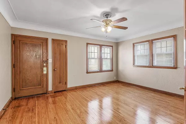 4329 Thomas AVE N, Minneapolis, MN 55412