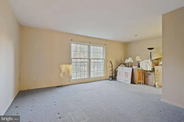 6441 SILVER RIDGE CIR, Alexandria, VA 22315