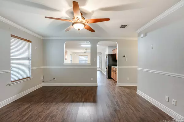 415 CARDINAL WAY, San Antonio, TX 78253-5614