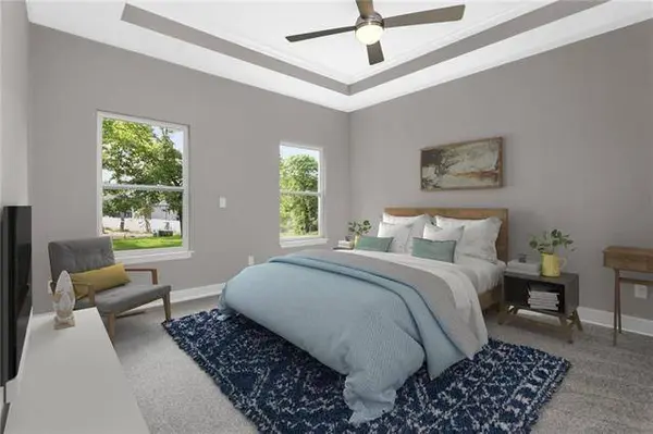 911 NW Lindenwood DR, Grain Valley, MO 64029