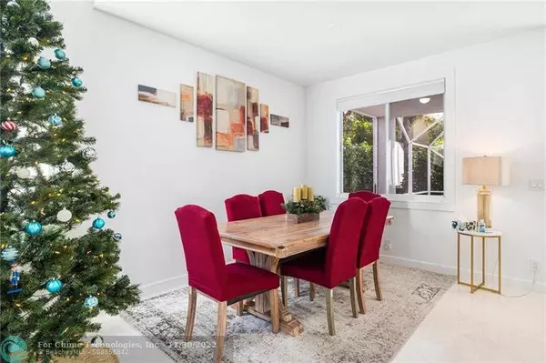 5040 Heron Pl, Coconut Creek, FL 33073