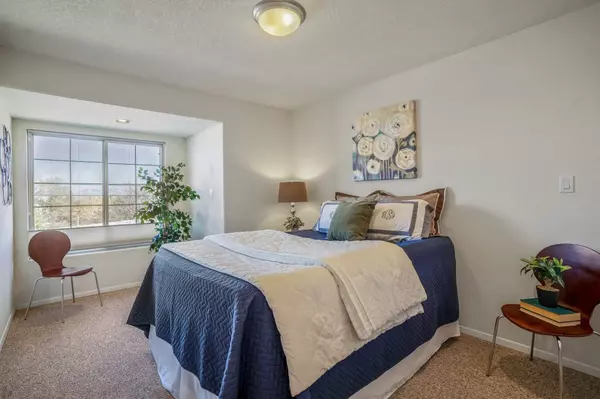 4857 Yucca ST, Los Alamos, NM 87544