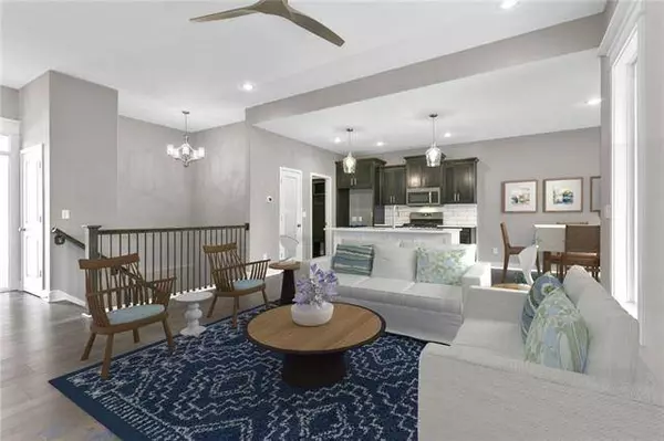 911 NW Lindenwood DR, Grain Valley, MO 64029