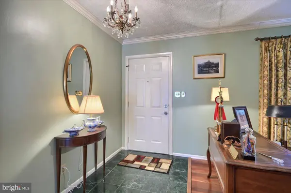 6601 CHAMBERS HILL RD, Harrisburg, PA 17111