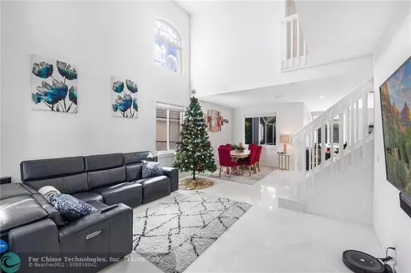 5040 Heron Pl, Coconut Creek, FL 33073