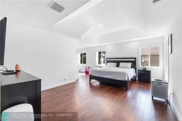 5040 Heron Pl, Coconut Creek, FL 33073