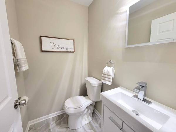 509 E End AVE, Hillside, IL 60162