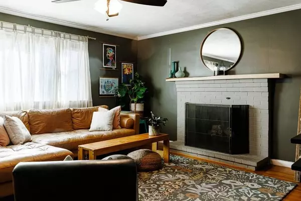 40 Jasper St, Haverhill, MA 01830