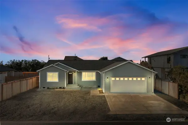 573 SW Ocean Shores Blvd