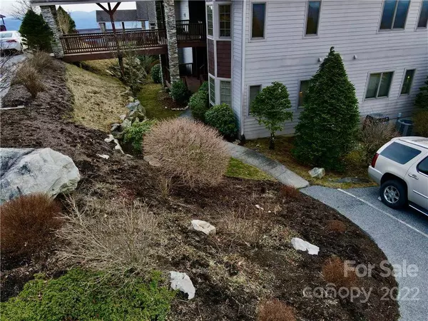 575 Craggy PT #13D, Sugar Mountain, NC 28604