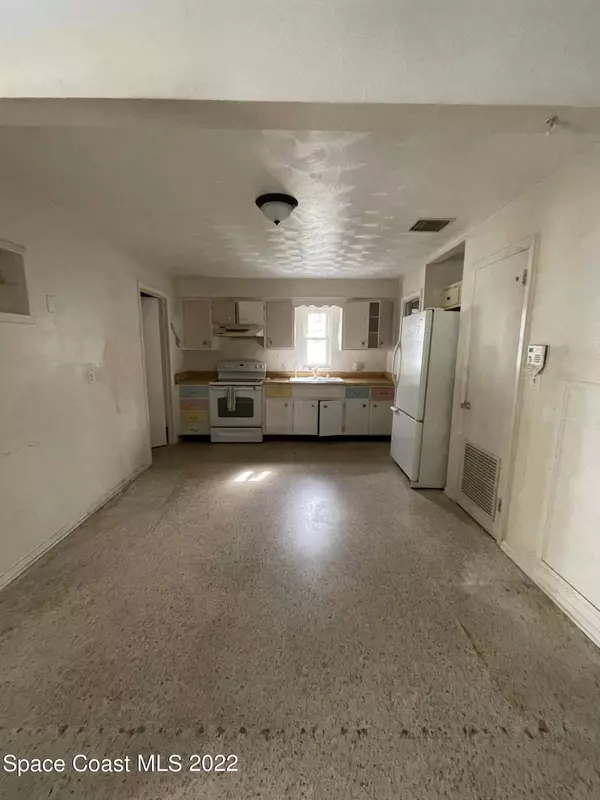 2525 Andrews Avenue, Melbourne, FL 32935