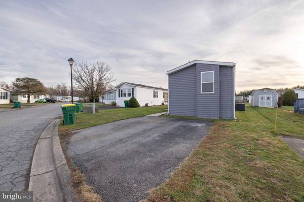 437 RANEE LOOP #66, Bear, DE 19701