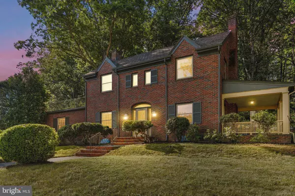 1019 OAKMONT DR, Front Royal, VA 22630