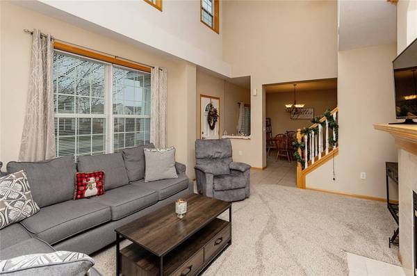 1001 NE Greenview Drive, Ankeny, IA 50021